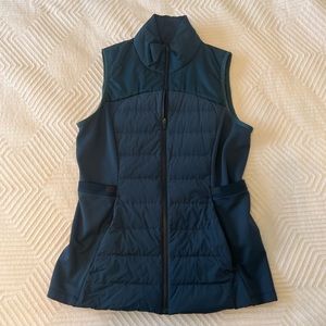 Lululemon Down for it all vest size 8 submarine blue/green